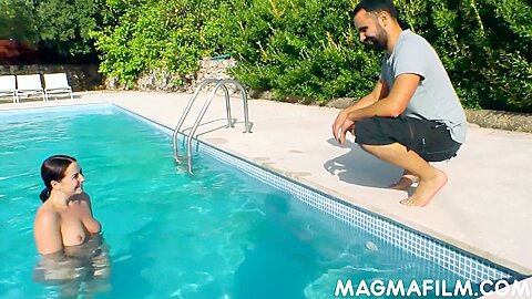 Amateur Screws Stranger During Holidays